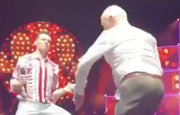 Hugh Jackman brought this Irish dad on stage last night and fans went WILD