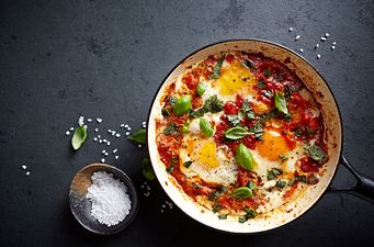 One pan wonder: how to make a super easy and super cheesy shakshuka