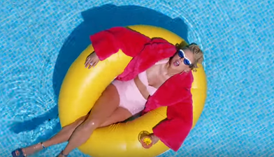 Taylor Swift just released her new music video and there are SO many famous faces in it