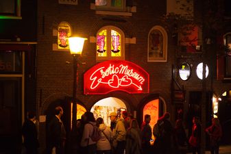 Amsterdam mayor hopes to permanently shut windows in the Red Light District