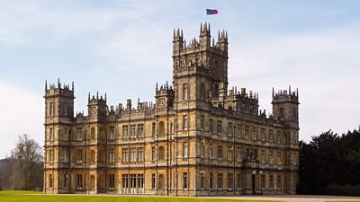 You’ll soon be able to dine in luxury on the way to visit the real Downton Abbey