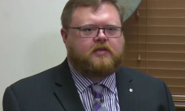 Man sues other man for cheating with his wife, wins over €800k