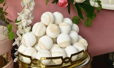 Three Irish sisters have created a bath bomb that removes fake tan in minutes