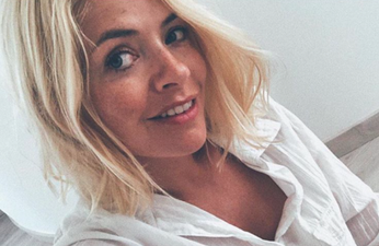 Holly Willoughby is wearing the perfect Saturday night dress and we are just obsessed