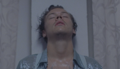 Harry Styles is trending worldwide today – and if you watch his spicy new video you’ll see why