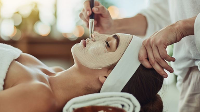 I went for a pumpkin latte facial and, honestly, it was such an experience