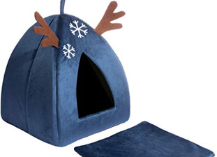 You can now get a heated festive cat bed to keep your kitty cosy this Christmas