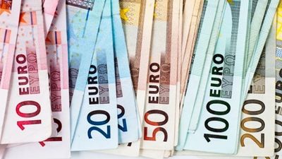 New CSO figures reveal the median weekly earnings for workers in Ireland