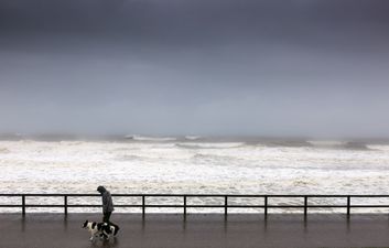 A status yellow wind warning has been issued for the entire country