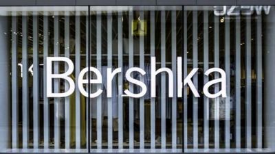 The cosy €46 Bershka jacket that we are going to be living in all weekend