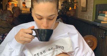 Ashley Graham just shared the most normal, gorgeous picture of breastfeeding her newborn in public
