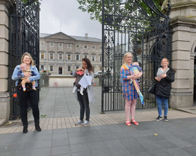 New mothers ask for maternity leave extension outside the Dáil