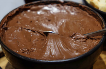 Kitchen Crusade: Two ingredient Nutella cake… or chocolate omelette, whichever