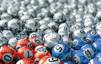 There’s $1 billion up for grabs in two US lotteries this week, and you can enter from Ireland!