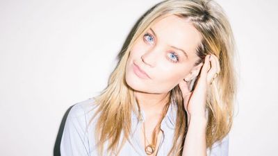 Laura Whitmore recalls being asked about “side boob” on first Late Late Show appearance