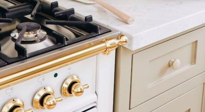 Take a picture of your oven before you go on holidays – and here’s why