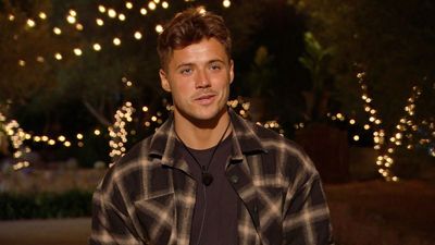 Love Island’s Brad reunited with long lost sister after show