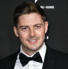 Love Island’s Dr Alex deletes Twitter to protect his mental well-being