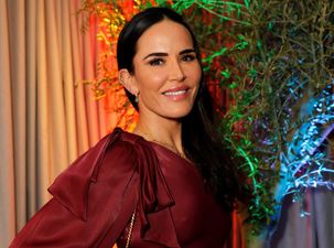 Model Sophie Anderton donates wedding dress to Irish cancer charity