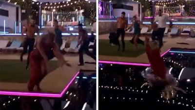 Love Island fans can’t get over this clip of Faye diving into the pool