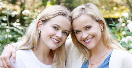 Reese Witherspoon and her daughter continue to look the same