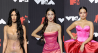 8 of the best red carpet looks from last night’s VMAs