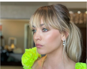 This simple messy ponytail is everywhere and its effortlessly glam