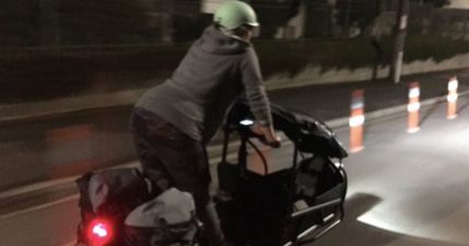 New Zealand politician cycles to the hospital one hour before giving birth