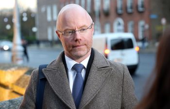 Stephen Donnelly is considering Nphet’s “no mask” recommendation