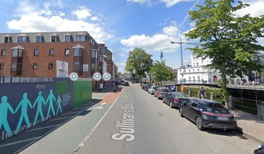 Woman in her 30s injured after falling from balcony in Cork city