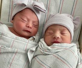 Twins end up being born in different years despite only 15 minutes between them