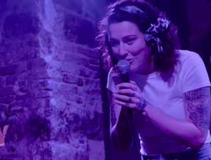 Cork comedian documents man following her home in Barcelona