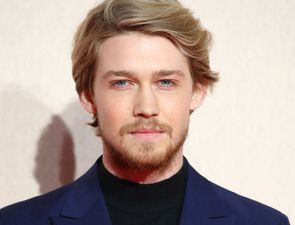 Joe Alwyn on the not-so-steamy sex scenes in Conversations With Friends