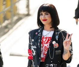 Demi Lovato announces she is using she/her pronouns again