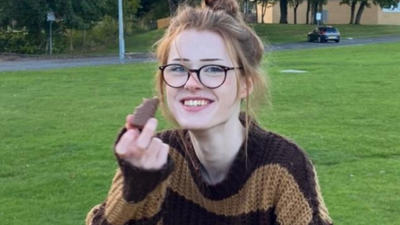 Hundreds attend vigils in Dublin and Belfast remembering Brianna Ghey