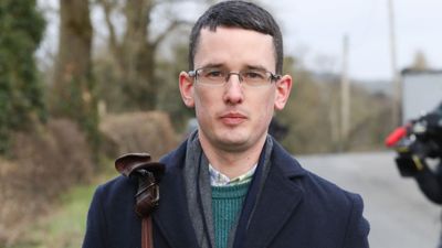 “How dare you” – Enoch Burke and family members forcibly removed from Court of Appeals