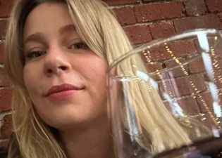 Woman shares genius hack that allows you to sneak wine into festivals using hollowed-out loaves of bread