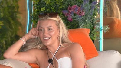 Love Island’s Molly Marsh claims she dated Tommy Fury in resurfaced video