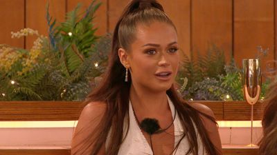 ‘It’s just really awkward’ – Ex-Love Islander reveals ‘cringe’ behind the scene secret