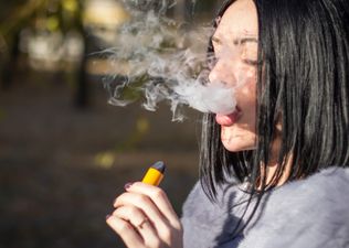 People vow to never smoke vapes again after seeing how they’re made