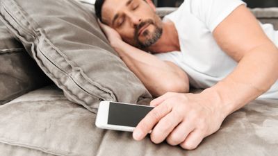 Apple warns people who charge their iPhone while they’re sleeping