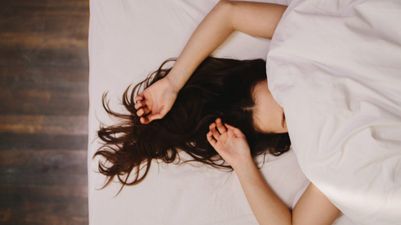 Expert explains why you shouldn’t go to bed with wet hair