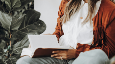 Being a bookworm is good for your health, science claims