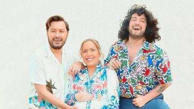 Brian Dowling’s sister Aoife praised for being their surrogate again
