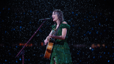 Weather forecast dampens mood for Dublin Taylor Swift fans