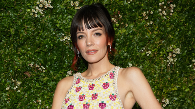 Lily Allen sent death threats after admitting to re-homing her dog