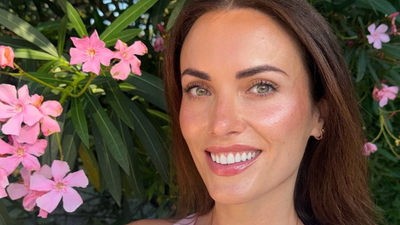 Holly Carpenter explains why she is sober in moving video