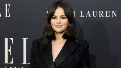 The signs of SIBO after Selena Gomez confirms diagnosis