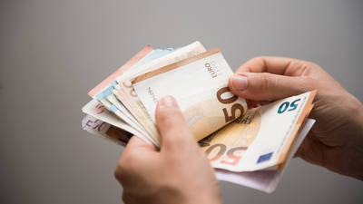 Social Welfare: €400 lump sum to be paid out this week to thousands of people in Ireland