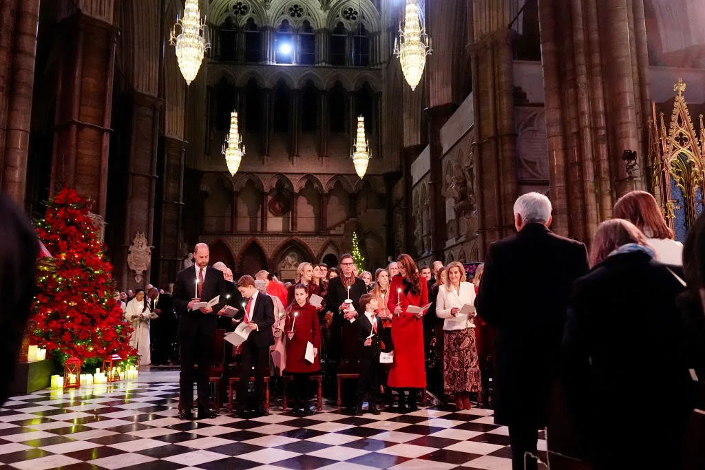 People finally identify mystery family member at Kate Middleton’s carol concert